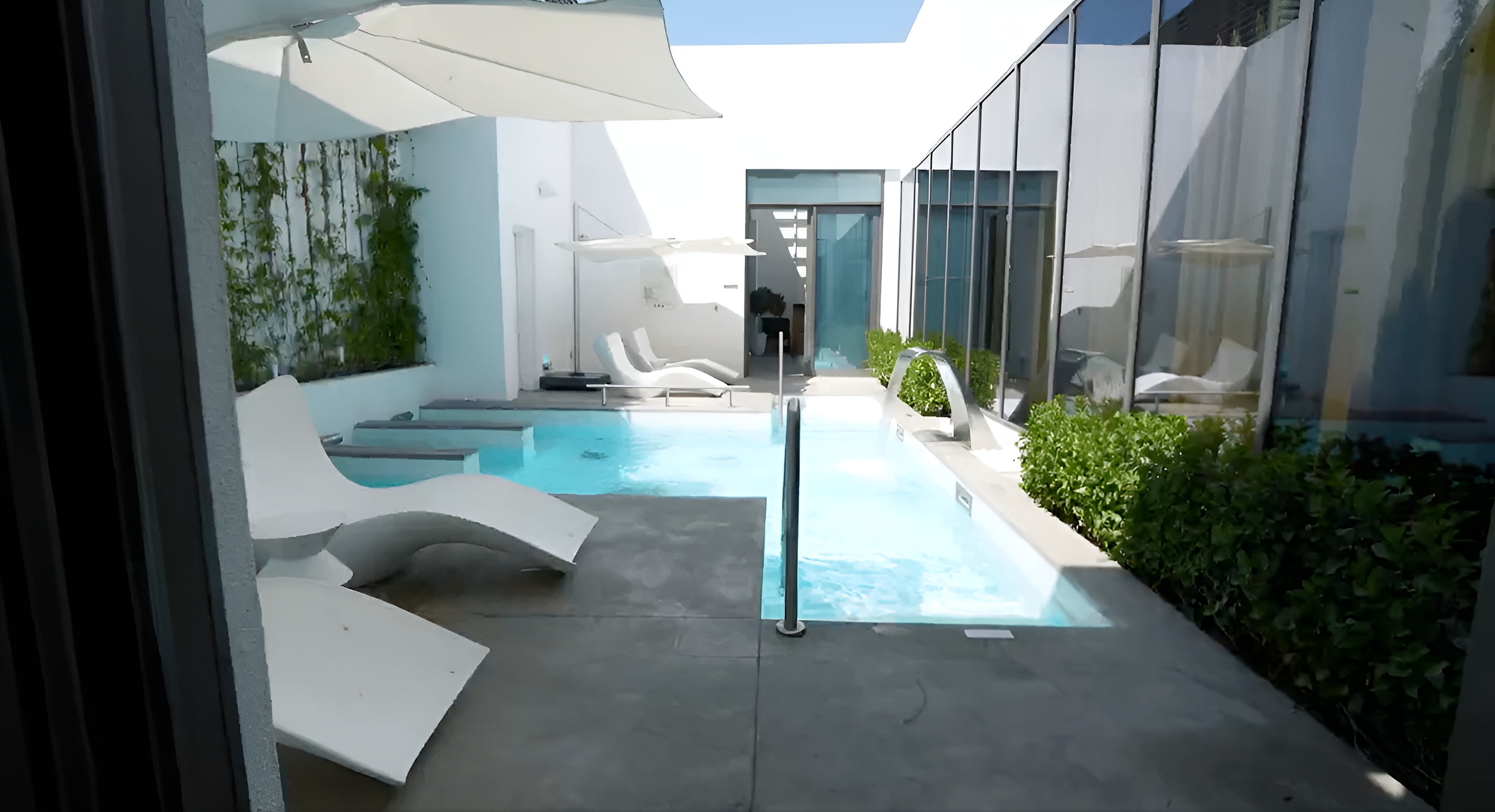 Sophon Dubai Gallery Image 1